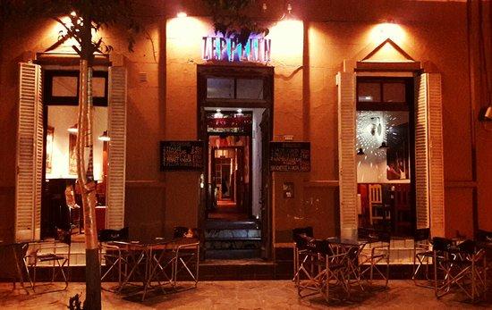 Zeppelin Resto Bar
