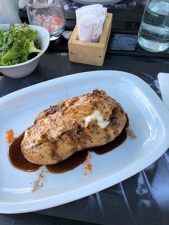 Triumph Cafe